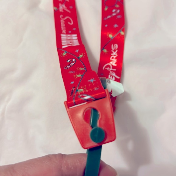 DISNEY PARKS EXCLUSIVE-Holiday Make The Season Bright CUP HOLDER w strap - Picture 4 of 7